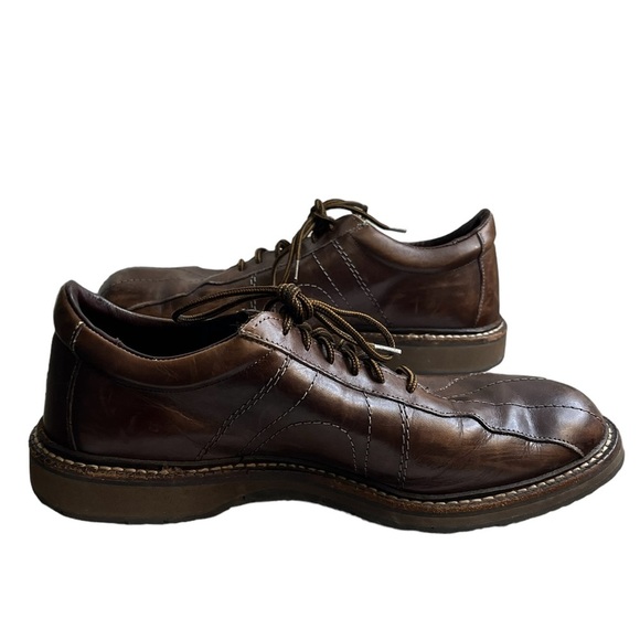 Allen Edmonds \